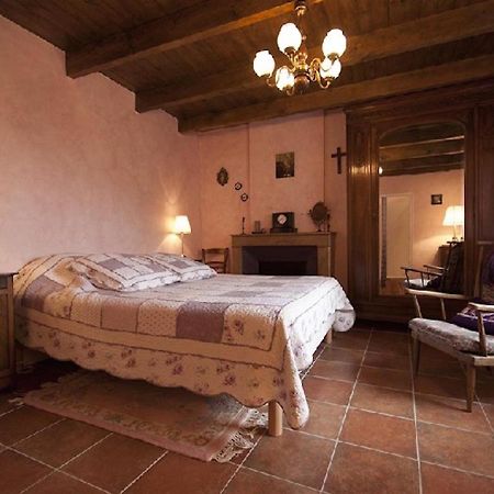 Domaine De Cousignac Bed and Breakfast Bourg-Saint-Andéol Buitenkant foto