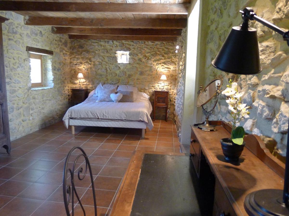 Domaine De Cousignac Bed and Breakfast Bourg-Saint-Andéol Buitenkant foto
