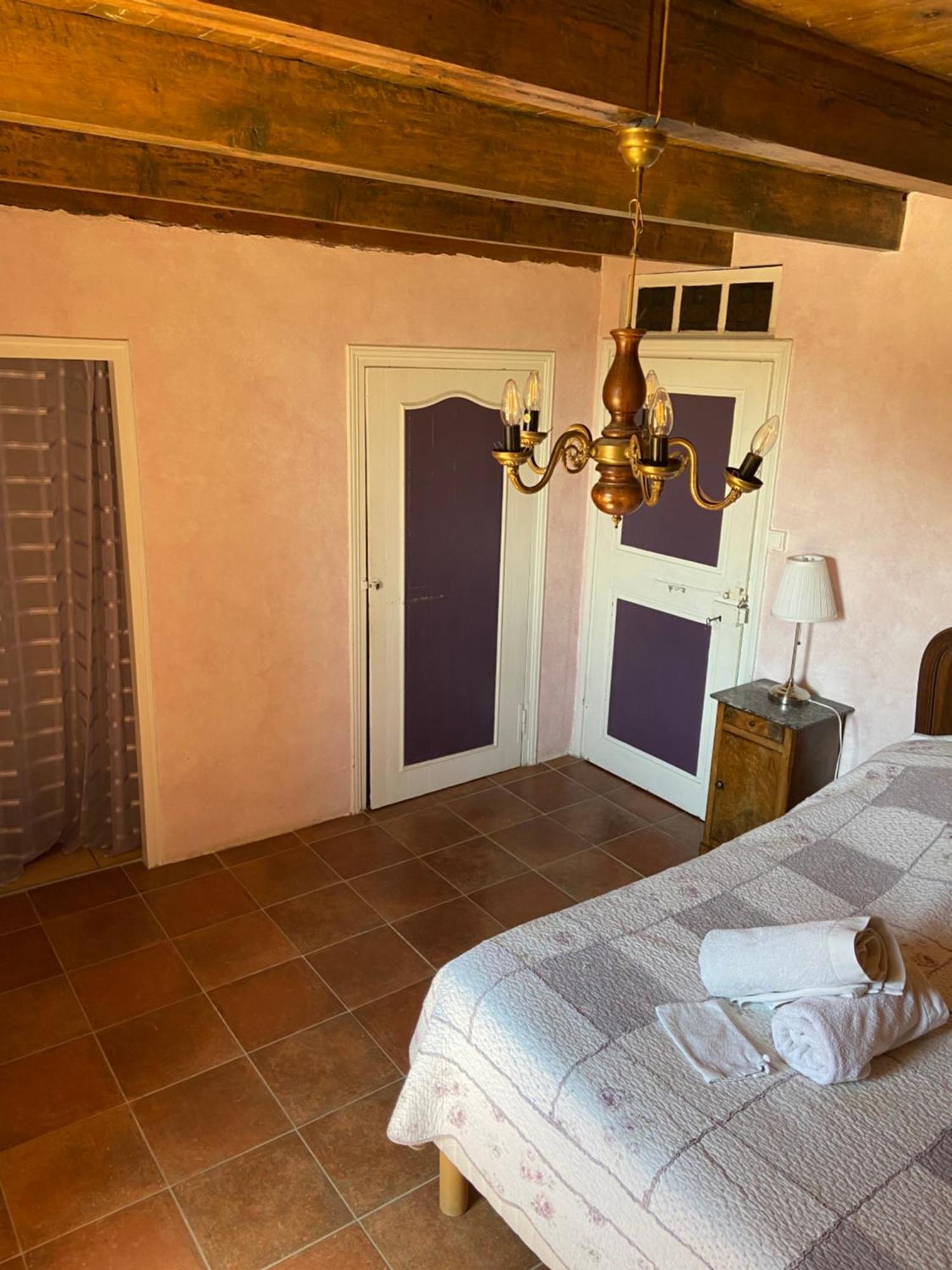 Domaine De Cousignac Bed and Breakfast Bourg-Saint-Andéol Buitenkant foto